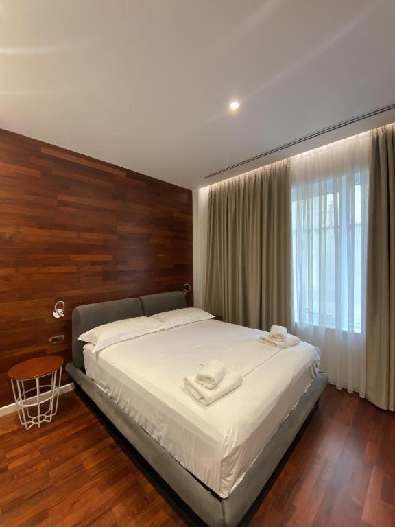 Crown Boutique Hotel Durrës Eksteriør bilde