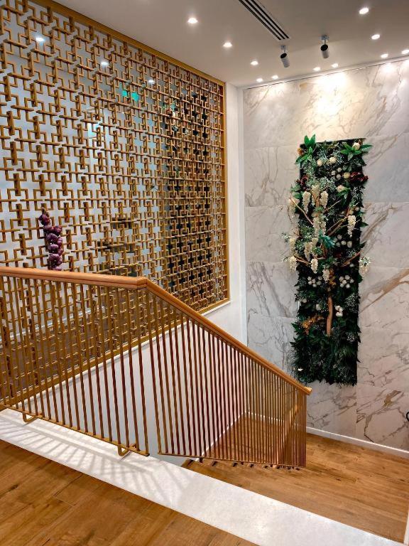 Crown Boutique Hotel Durrës Eksteriør bilde