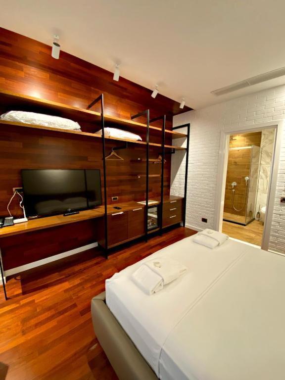 Crown Boutique Hotel Durrës Eksteriør bilde